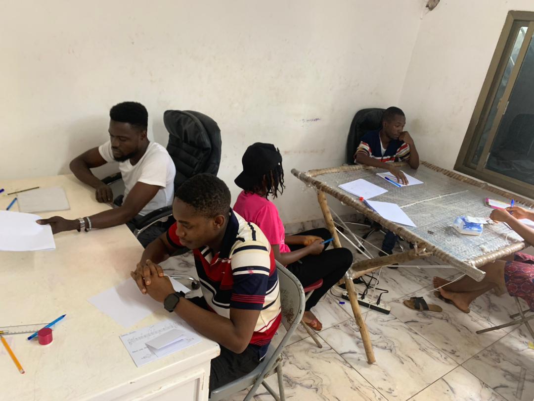 Gearing up for the Aberdeen Roundabout: the Freetown team's preparatory exam